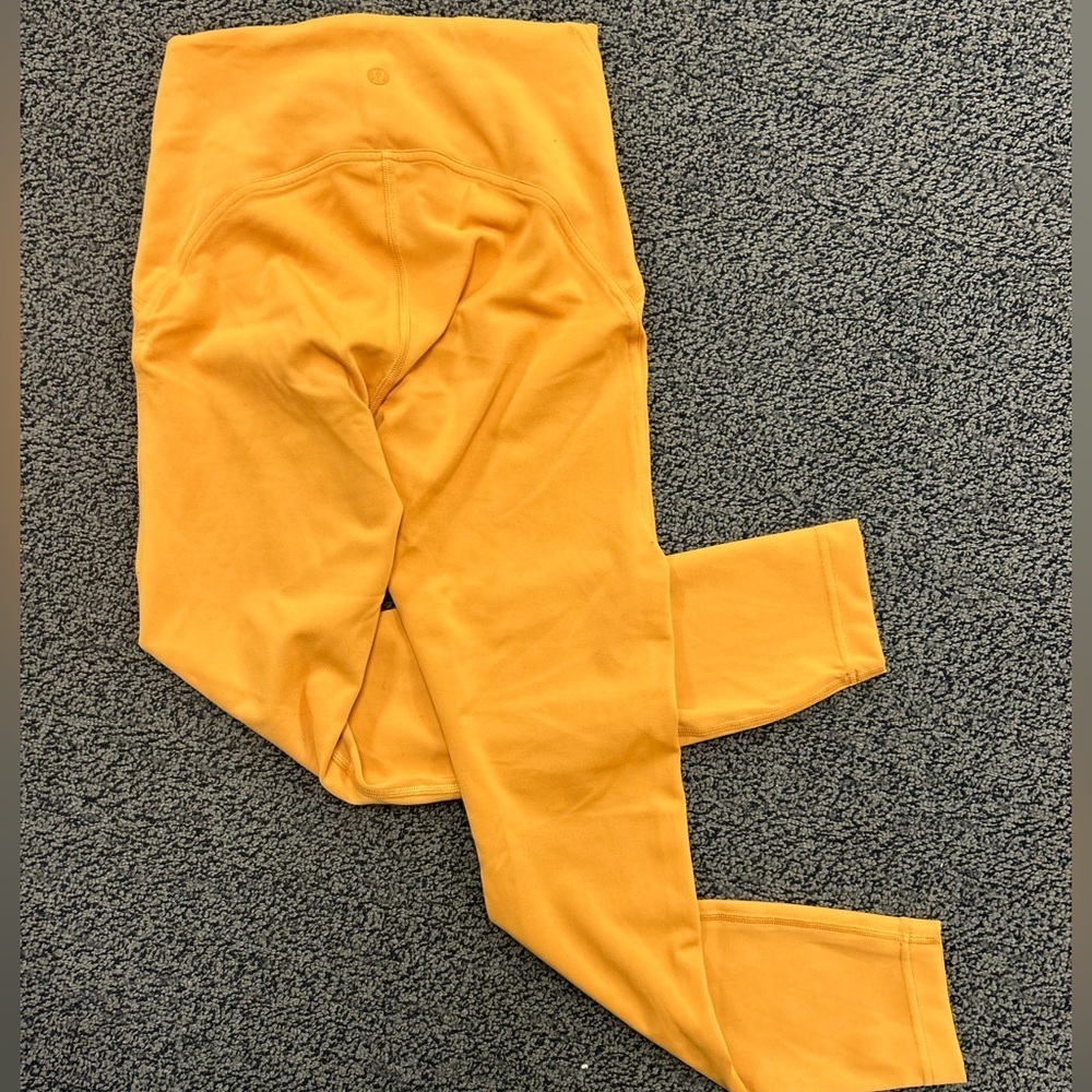 Lululemon Instill High-Rise Leggings EUC xs small Size 4